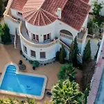4 Bedroom Lovely In * سيوداد كيسادا